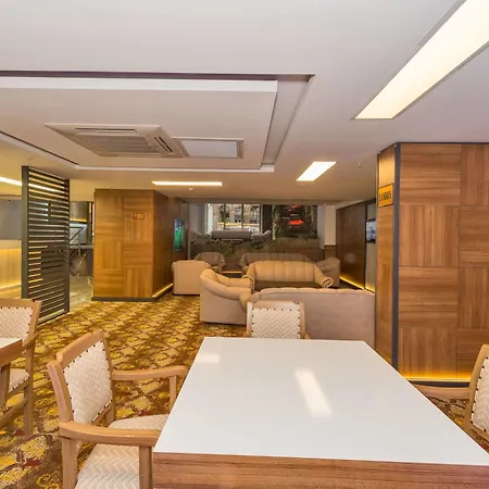 Hotell Matiat 2*