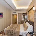 Matiat Hotel