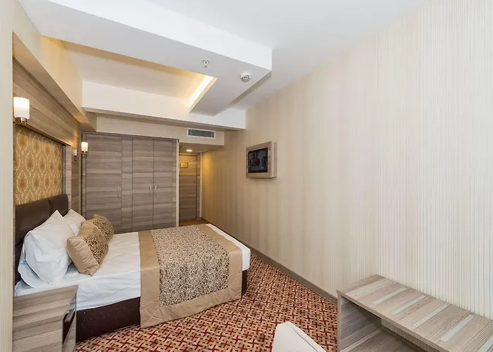 Matiat Hotel Istanbul Отель 2*